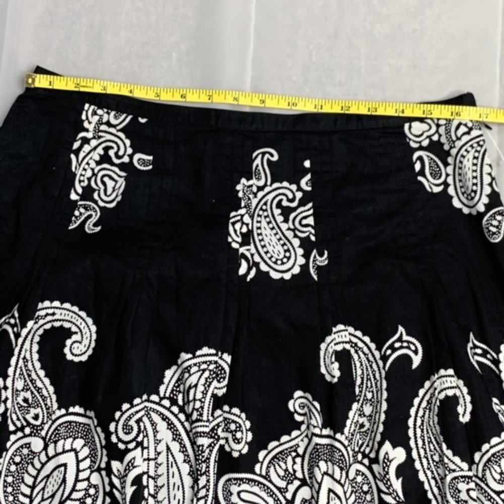 Ann Taylor Paisley Midi Skirt Size 12 Black/White NWOT - Picture 2 of 9